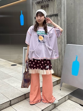 「HELLO.SANFRANCISCO（ハローサンフランシスコ）の【HELLO.SANFRANCISCO/ハローサンフランシスコ】タックリボンプリント半袖TEE（Tシャツ/カットソー、パープル系）」を使った、momoさん（レディース・160cm）の春コーディネート