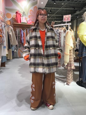 「ニット/セーター」｜「アイテム（その他アウター）」を使った、momoさん（レディース・160cm）の冬コーディネート