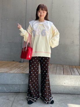「HELLO.SANFRANCISCO（ハローサンフランシスコ）の【HELLO.SANFRANCISCO】チャーム付きギャザーハンドルボストン（ボストンバッグ、レッド系）」を使った、momoさん（レディース・160cm）の夏コーディネート