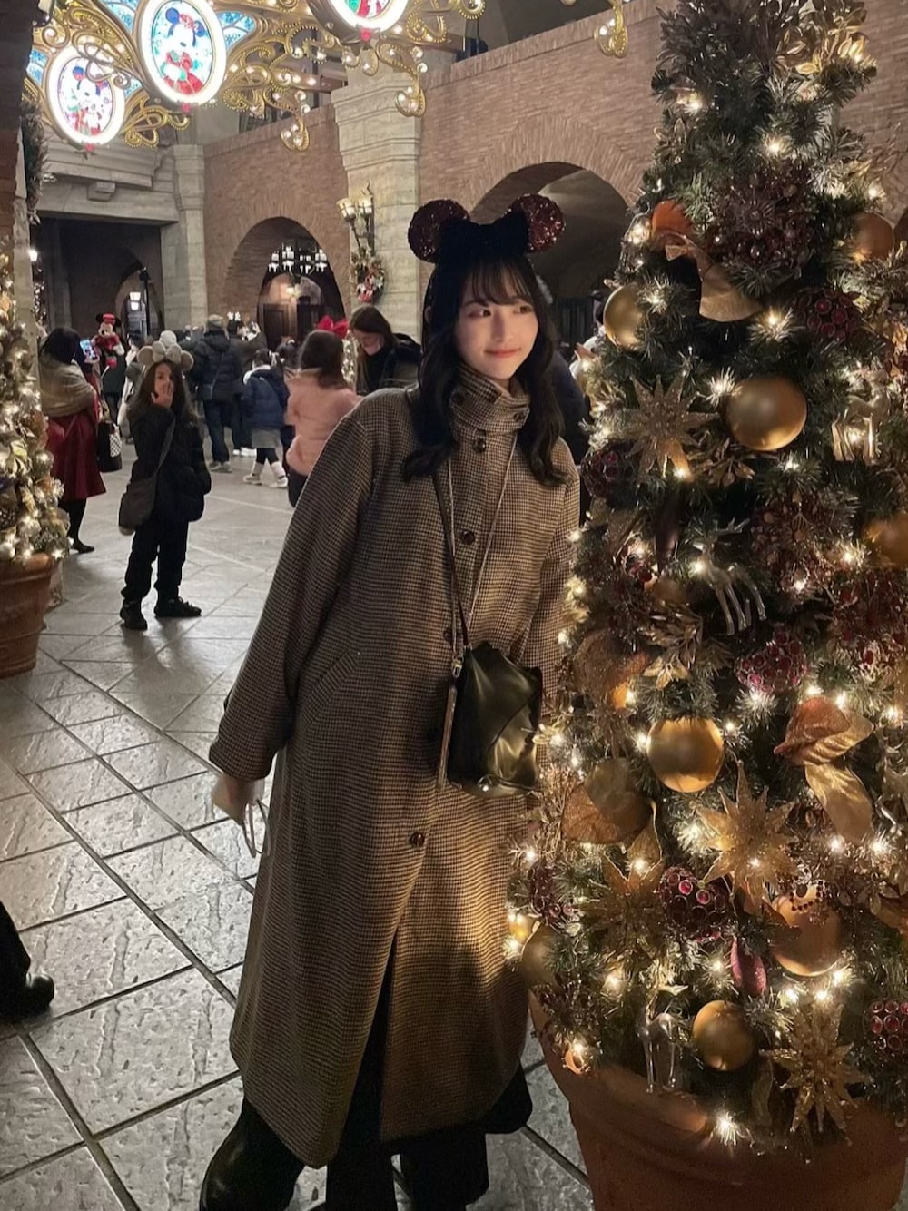 「真冬のあったかスタイル、今日のコーデ、おでかけコーデ、着回しコーデ、冬服、おしゃれさんと繋がりたい、いいね、save、フォローお願いします🤑」｜「MM6 Maison MargielaのMM6 Japanese Crossbody BAG（ショルダーバッグ、ブラック系）」を使った、rinさん（レディース・162cm）の冬コーディネートの1枚目の写真