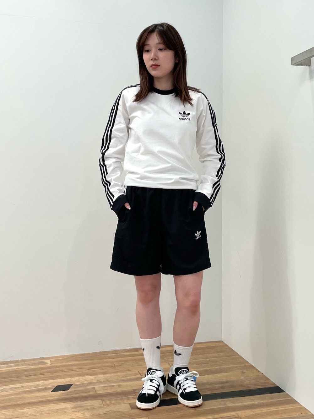 adidas（アディダス）の「オリジナルス アディカラー スリー