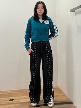 「アイテム（ジャージ）」を使った、OYさん（レディース・161cm）の冬コーディネート