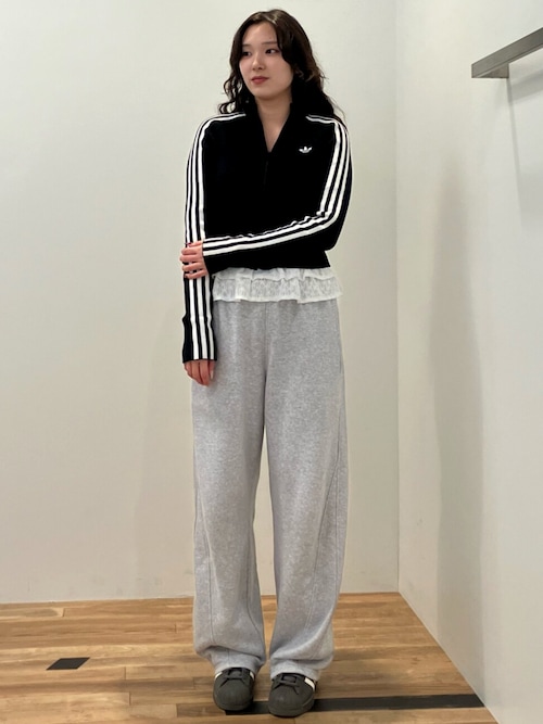 アディカラー スリーストライプス スリム ニット トラックトップ