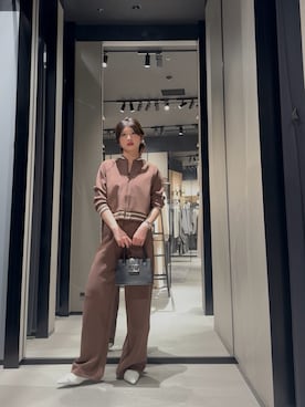 「ARMANI EXCHANGE（アルマーニエクスチェンジ）の【A|X アルマーニ エクスチェンジ】バックロゴ ジップアップスウェットシャツ（スウェット、ホワイト系）」を使った、Hana.coさん（レディース・158cm）の春コーディネート