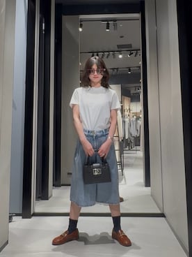 「ARMANI EXCHANGE（アルマーニエクスチェンジ）の【A|X アルマーニ エクスチェンジ】エンブロイダリーロゴ 半袖クルーネックTシャツ/REGULAR BOXY（Tシャツ/カットソー、ホワイト系）」を使った、Hana.coさん（レディース・158cm）の春コーディネート