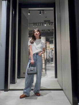 「ARMANI EXCHANGE（アルマーニエクスチェンジ）の【A|X アルマーニ エクスチェンジ】エンブロイダリーロゴ 半袖クルーネックTシャツ/REGULAR BOXY（Tシャツ/カットソー、ホワイト系）」を使った、Hana.coさん（レディース・158cm）の春コーディネート