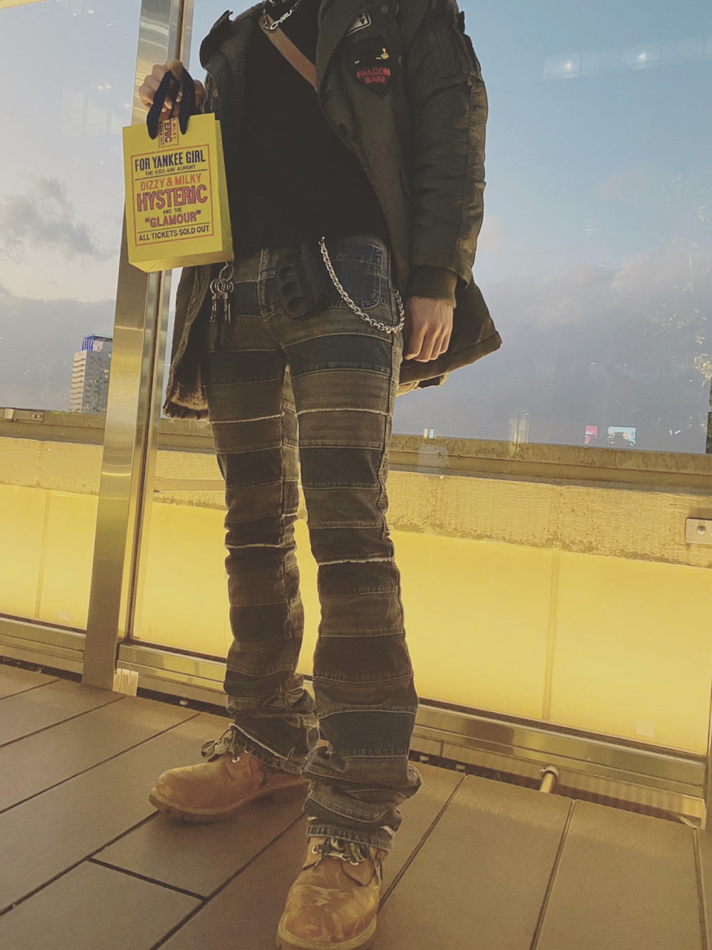 「blackmeansのアイテム（キーホルダー、ブラック系）」を使った、asshudamnさん（メンズ・172cm）の冬コーディネートの1枚目の写真