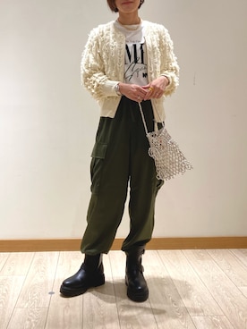 「サテンパンツ」｜「アイテム（ブーツ）」を使った、ishiさん（レディース・154cm）の秋コーディネート