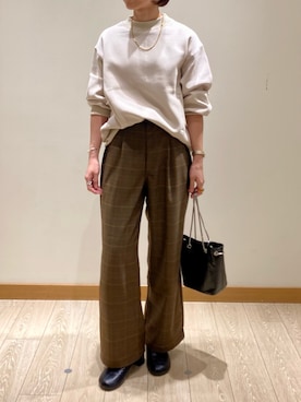 「GEVACO」｜「アイテム（ハンドバッグ）」を使った、ishiさん（レディース・154cm）の秋コーディネート
