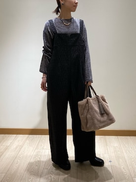 「fredy emue（フレディエミュ）のアイテム（サロペット/オーバーオール）」を使った、ishiさん（レディース・154cm）の冬コーディネート