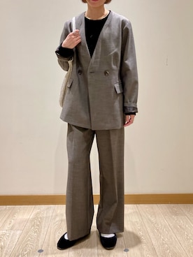 「グレー」｜「アイテム（ノーカラージャケット）」を使った、ishiさん（レディース・154cm）の秋コーディネート