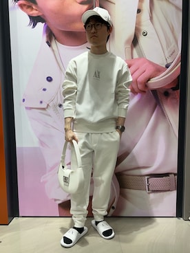 「ARMANI EXCHANGE（アルマーニエクスチェンジ）の【A|X アルマーニ エクスチェンジ】ICON パネルキャップ（キャップ、ホワイト系）」を使った、いおりんさん（メンズ・166cm）の春コーディネート
