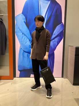 「アイテム（ストール/ショール）」を使った、いおりんさん（メンズ・166cm）の秋コーディネート