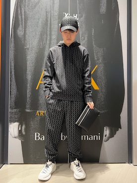 「ARMANI EXCHANGE（アルマーニエクスチェンジ）のアイテム（キャップ）」を使った、いおりんさん（メンズ・166cm）の秋コーディネート