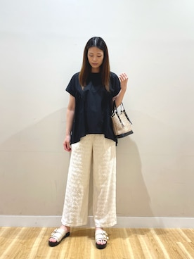 「ITEMS URBANRESEARCH（アイテムズ アーバンリサーチ）のギャザーチュニックブラウス（Shirts、ブラック系）」を使った、ナカゾノさん（レディース・170cm）の夏コーディネート