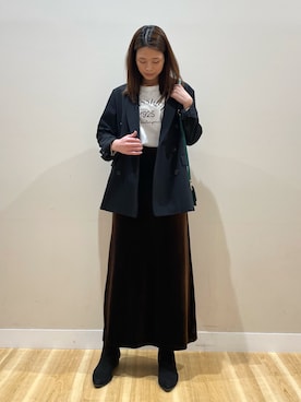 「アイテム（テーラードジャケット）」を使った、ナカゾノさん（レディース・170cm・30代）の秋コーディネート