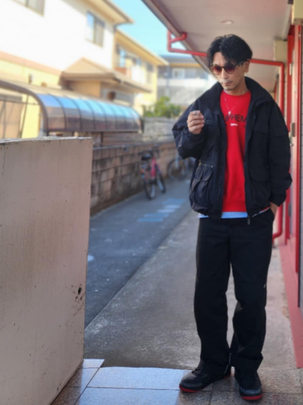 「Dickiesの【Dickies】ダブルニーワークパンツ（その他パンツ、ブラック系）」を使った、RAD BOY CLUBさん（メンズ・170cm）の冬コーディネートの1枚目の写真