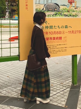 「Kastane（カスタネ）のアイテム（カーディガン/ボレロ、ブラウン系）」を使った、るちゅさん（レディース・157cm）の秋コーディネート