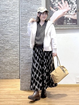 「GLOBAL WORK（グローバルワーク）のアイテム（パーカー）」を使った、きくさん（レディース・161cm）の冬コーディネート