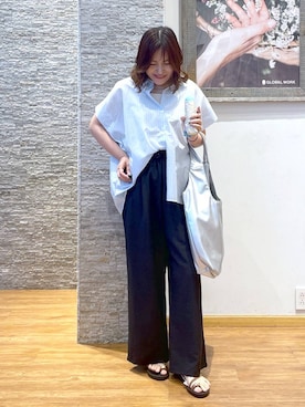 「アイテム（折りたたみ傘）」を使った、きくさん（レディース・161cm）の夏コーディネート