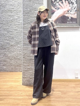 「GLOBAL WORK（グローバルワーク）のアイテム（オールインワン・サロペット）」を使った、きくさん（レディース・161cm）の秋コーディネート