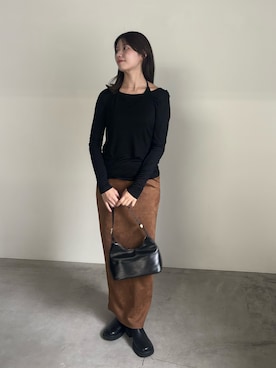 「select MOCA（セレクトモカ）のフェイクスエードナロースカート（スカート）」を使った、maki012さん（レディース・161cm）の秋コーディネート