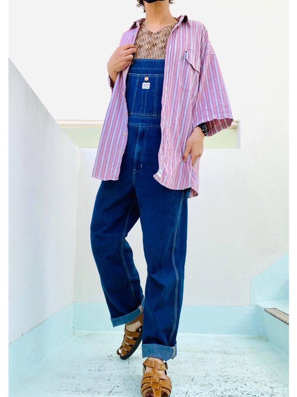 「シンプルコーデ、春コーデ、リーバイス、VANS、オトナカジュアル、アメカジ、いいね返し、おしゃれさんと繋がりたい、古着、ファッションの力を信じよう、沖縄、宮古島、いいね、save、フォローお願いします🤑、フォローミー、カジュアル」｜「rompサイトフォローリンクのアイテム（その他、その他）」を使った、tamtamrompさん（メンズ・170cm）の春コーディネートの1枚目の写真