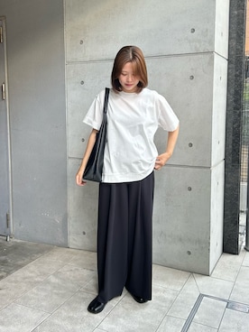 「THE CELL.（ザセルドット）の接触冷感ドライタッチコットン　ロールアップオーバーサイズTシャツ　DRY-TOUCH COOL COTTON ROLL-UP OVERSIZED TEE（Tシャツ/カットソー、ホワイト系）」を使った、裕美さん（レディース・156cm）の夏コーディネート