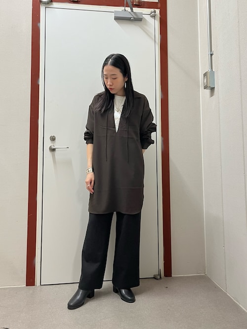 仁村紗和さん着用』『UR TECH』完声フロントタックイージーパンツ