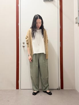 「URBAN RESEARCH DOORS（アーバンリサーチドアーズ）のリネンVネックカーディガン（カーディガン/ボレロ、ベージュ系）」を使った、pyonさん（レディース・161cm）の春コーディネート