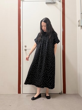「URBAN RESEARCH DOORS（アーバンリサーチドアーズ）のリネンリヨセルドットワンピース（ワンピース、ブラック系）」を使った、pyonさん（レディース・161cm）の春コーディネート