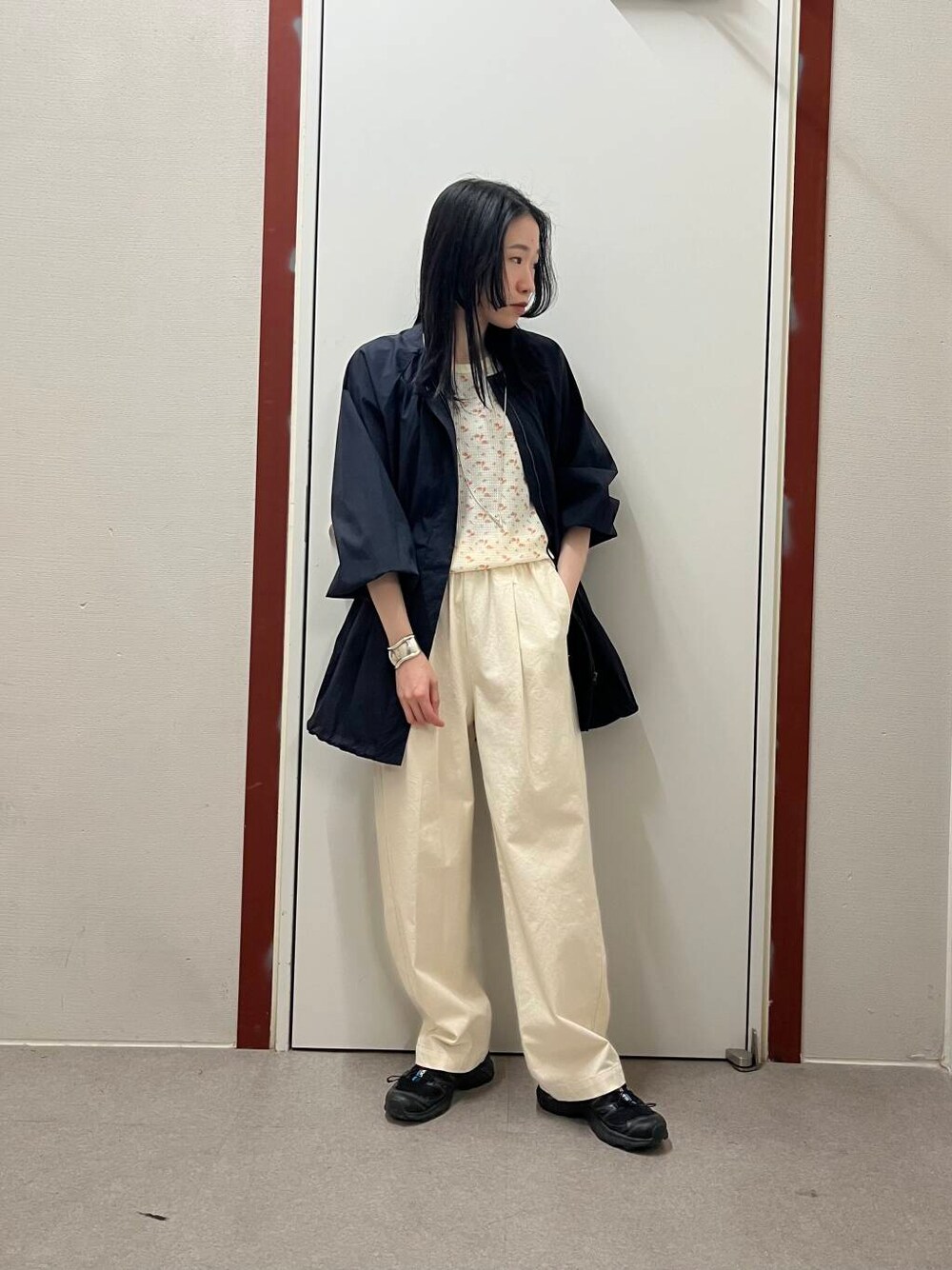 「かぐれ、newarrival、doors、春のジャケットスタイル」｜「URBAN RESEARCH DOORSのギャザーノーカラーブルゾン（ブルゾン、ブルー系）」を使った、pyonさん（レディース・161cm）の春コーディネートの1枚目の写真
