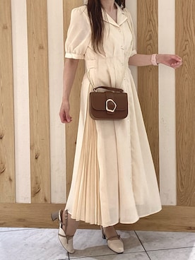 「MISCH MASCH（ミッシュマッシュ）の2026春夏新作 サイドプリーツテーラーワンピース（ワンピース、イエロー系）」を使った、天王寺ミオ本館店さん（レディース・151cm）の春コーディネート