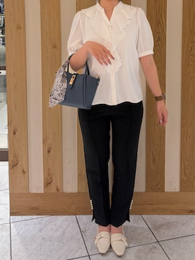 「MISCH MASCH（ミッシュマッシュ）の2026春夏新作 ラッフルフリル5分袖ブラウス（シャツ/ブラウス、ホワイト系）」を使った、天王寺ミオ本館店さん（レディース・151cm）の春コーディネート