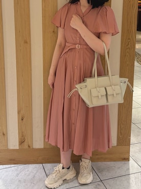 「MISCH MASCH（ミッシュマッシュ）の一部店舗限定 ダブルポケットトートバッグ（トートバッグ、ベージュ系）」を使った、天王寺ミオ本館店さん（レディース・151cm）の春コーディネート