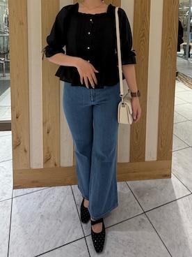 「MISCH MASCH（ミッシュマッシュ）の2026春夏新作 スクエアネックフリルペプラムブラウス（シャツ/ブラウス、ブラック系）」を使った、天王寺ミオ本館店さん（レディース・151cm）の春コーディネート