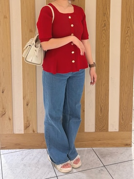 「MISCH MASCH（ミッシュマッシュ）の2026春夏新作 ニュアンス金釦ペプラムニット（ニット/セーター、レッド系）」を使った、天王寺ミオ本館店さん（レディース・151cm）の春コーディネート