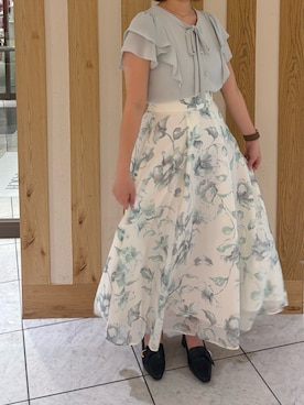 「MISCH MASCH（ミッシュマッシュ）の2026春夏新作 配色リボンダブルフレア袖ブラウス（シャツ/ブラウス、グリーン系）」を使った、天王寺ミオ本館店さん（レディース・151cm）の春コーディネート