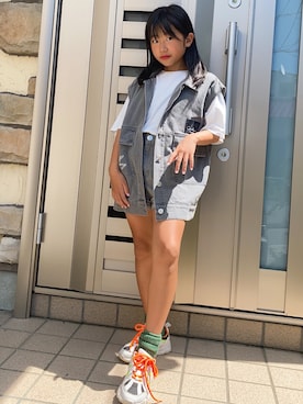 「MSGM（エムエスジーエム）のアイテム（シューズ）」を使った、kantokiさん（キッズ・135cm）の夏コーディネート