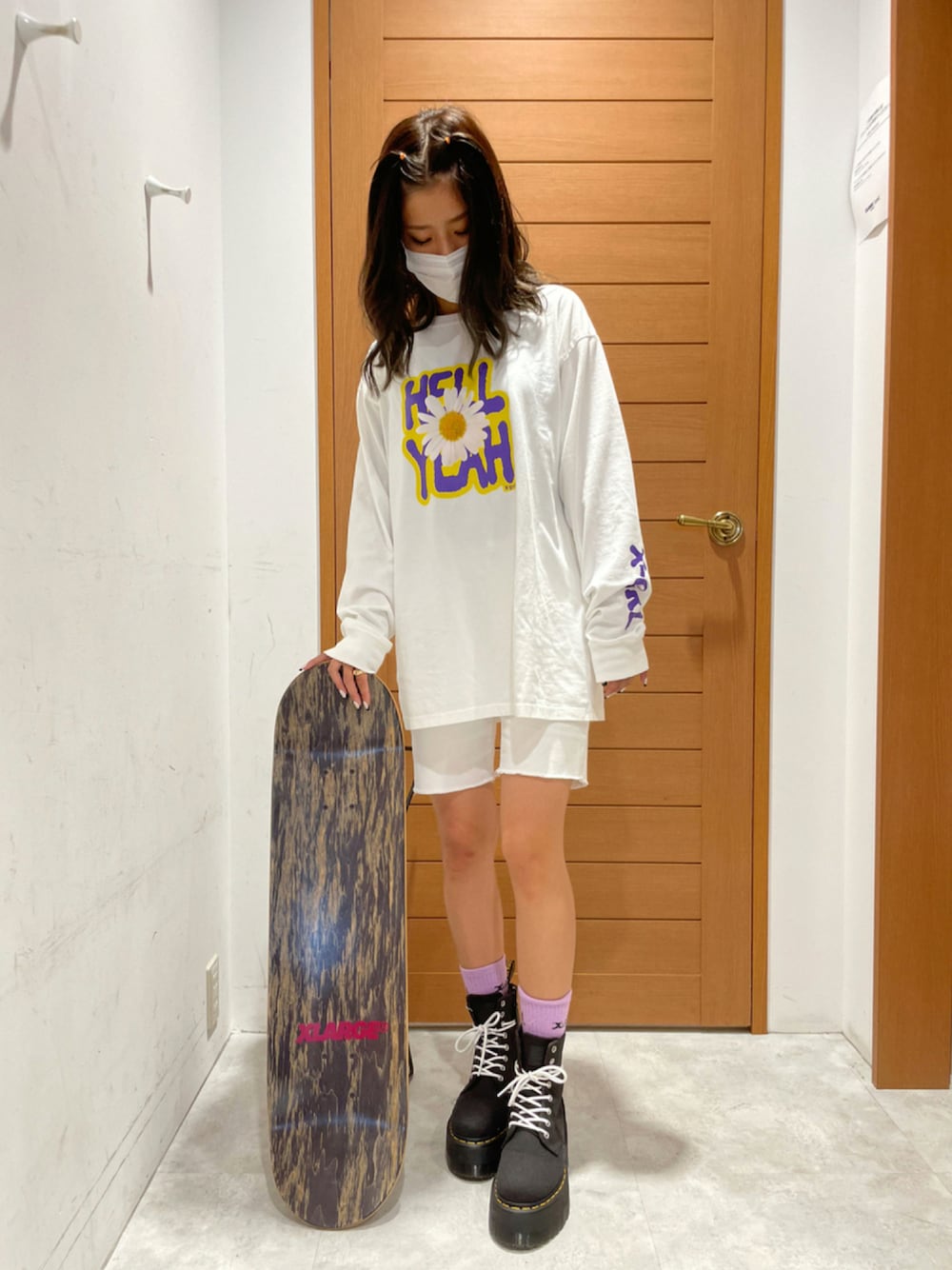 X-girlのアイテムを使った「バイカーパンツ」の人気ファッション