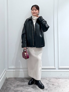 「アイテム（カバーオール）」を使った、anriさん（レディース・157cm）の秋コーディネート