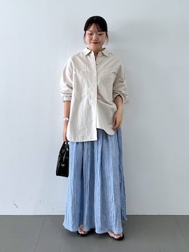 「BABYLONE（バビロン）のシャンブレーワークシャツ（シャツ/ブラウス、ベージュ系）」を使った、anriさん（レディース）の春コーディネート