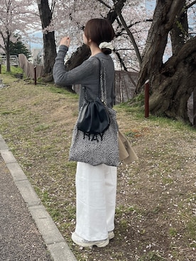 「シンフルコーデ」｜「アイテム（バッグ）」を使った、ayakaさん（レディース・153cm）の春コーディネート