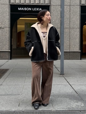 「トレンド秋素材コーデ」｜「アイテム（その他アウター）」を使った、yuさん（レディース・162cm）の秋コーディネート