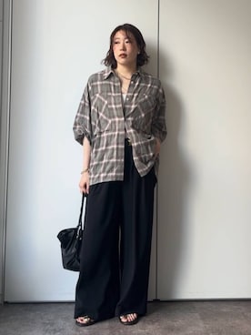 「DouDou（ドゥドゥ）のタックワイドパンツ（スラックス、ブラック系）」を使った、yuさん（レディース・162cm）の夏コーディネート
