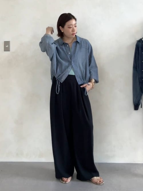 タックワイドパンツ