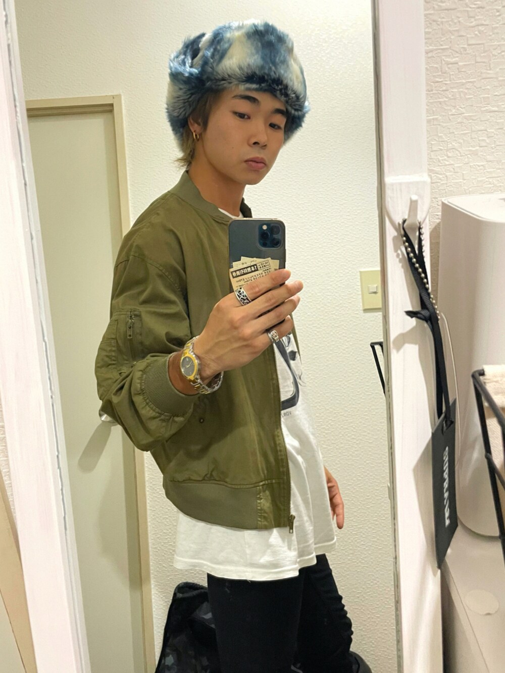Gis｜Supreme Faux Fur Trooperのハットを使ったコーディネート - WEAR