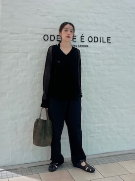 「ODETTE E ODILE（オデットエオディール）のベルクロソフトグルカ フラット10（パンプス、ブラック系）」を使った、笠岡 オデット エ オディール スタッフさん（レディース・157cm）の夏コーディネート
