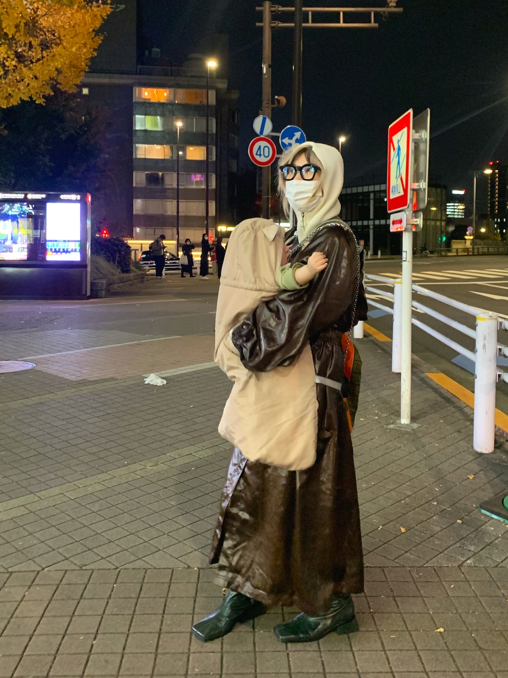 「原宿、ママコーデ、ママファッション、おしゃれさんと繋がりたい、ほっかむり、ハーフジップ、ジップニット」｜「Paloma Woolのアイテム（ブーツ、グリーン系）」を使った、makiさん（レディース・157cm）の秋コーディネートの1枚目の写真