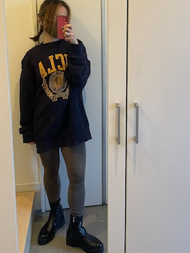 「Right-on（ライトオン）の【UCLA】ロゴトレーナー（スウェット、ブルー系）」を使った、武蔵さん（レディース・154cm）の冬コーディネート